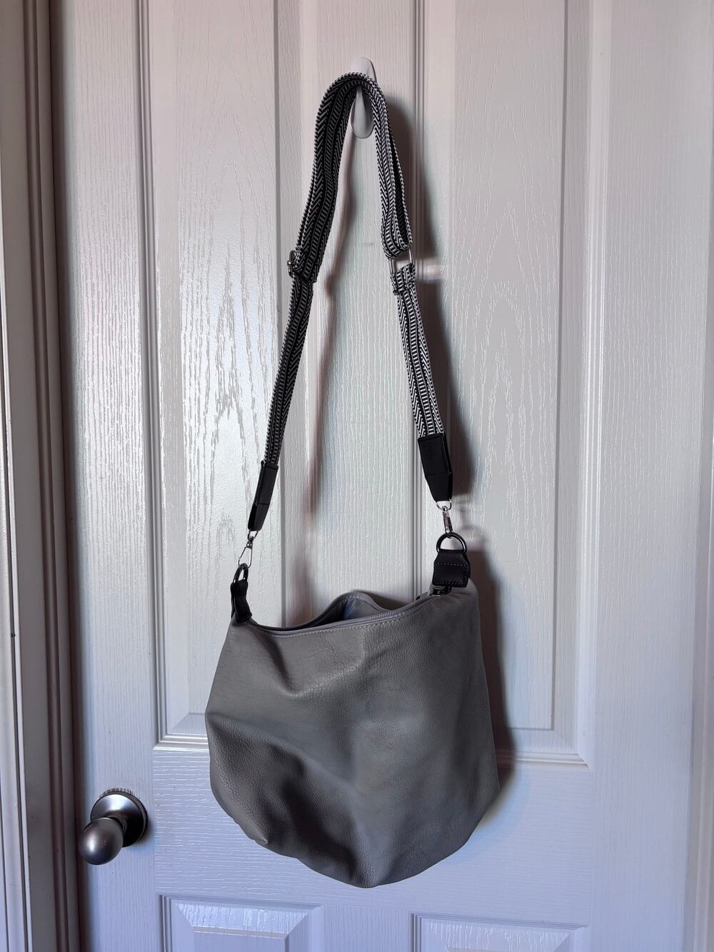 Black Rivet Gray Crossbody